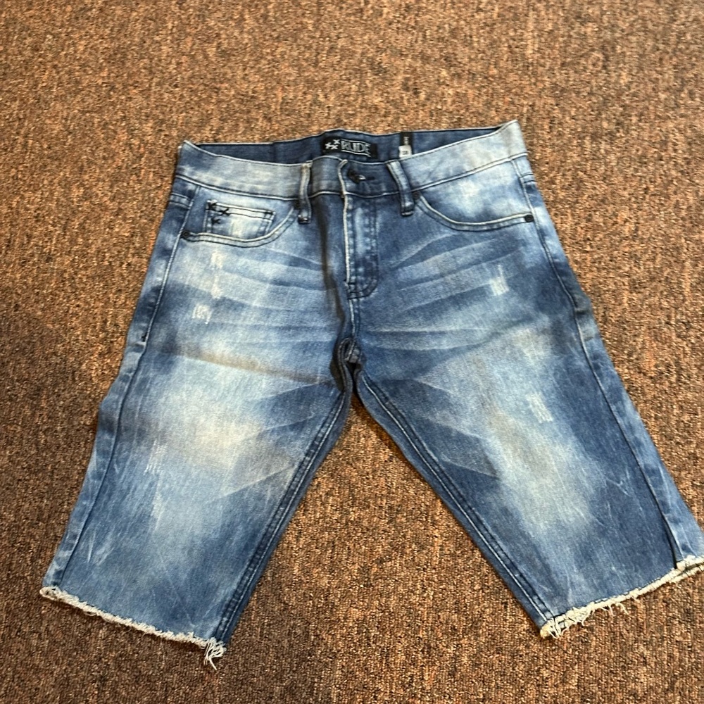 Hot Topic Men’s Denim Shorts 28
